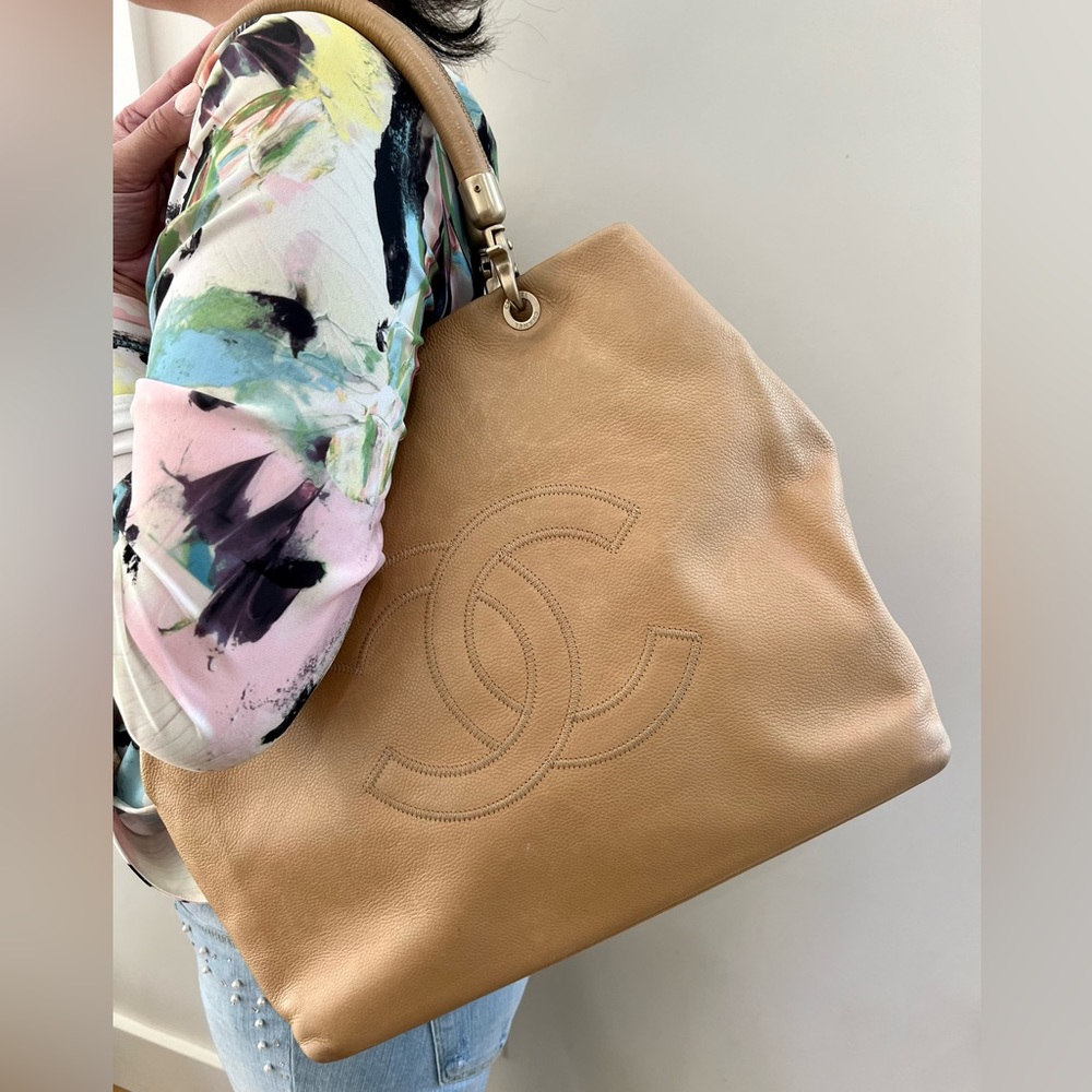 Chanel Coco Mark beige caviar tote